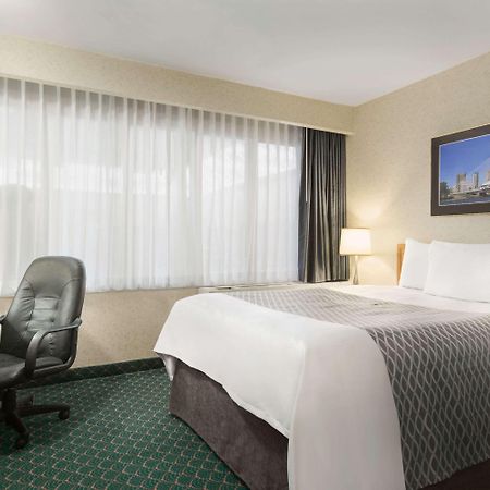 ทราเวลลอดจ์ บาย วินด์แฮม วินนิเปก อีสต์ Hotel วินนิเพก ภายนอก รูปภาพ