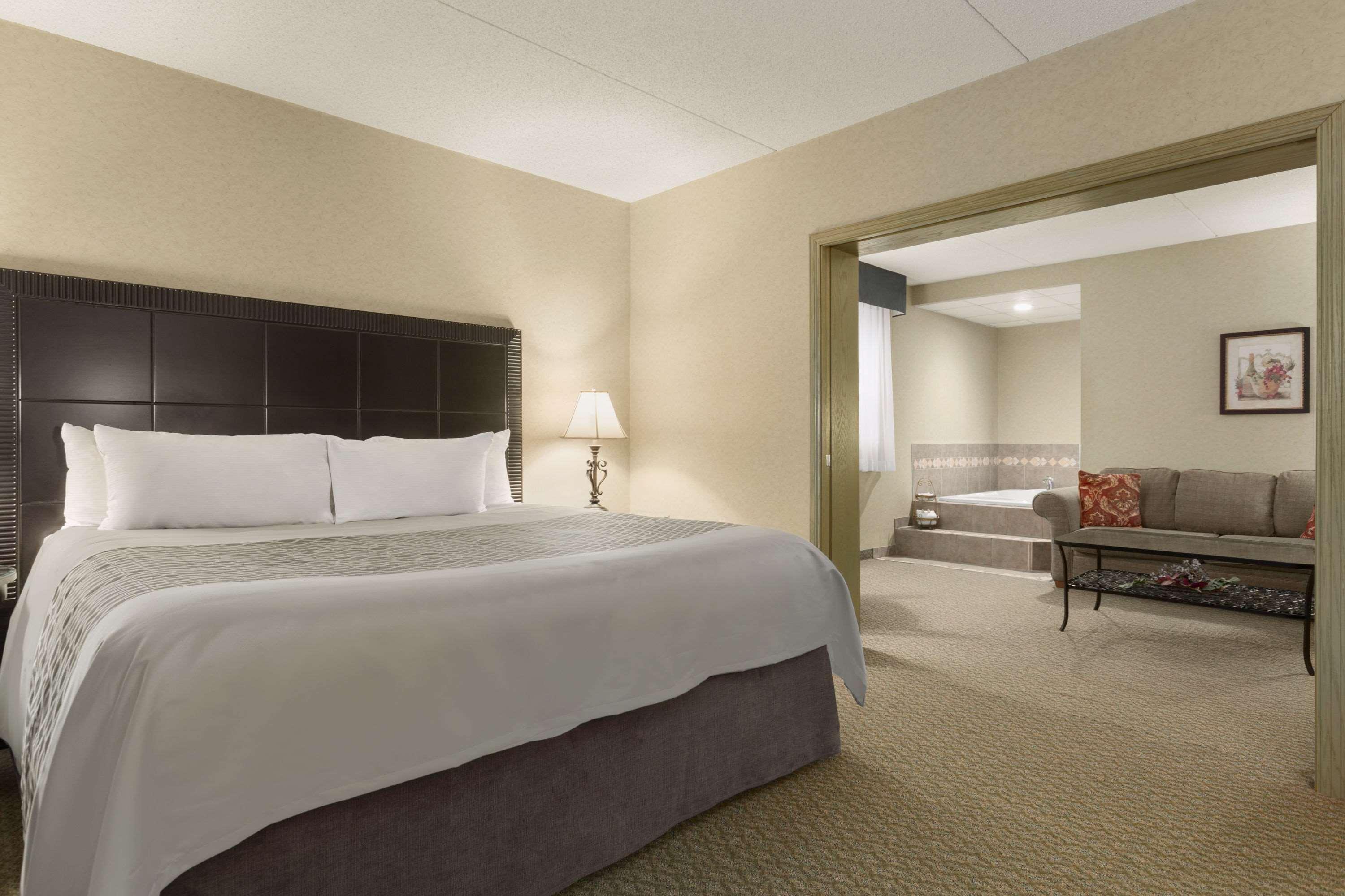 ทราเวลลอดจ์ บาย วินด์แฮม วินนิเปก อีสต์ Hotel วินนิเพก ภายนอก รูปภาพ