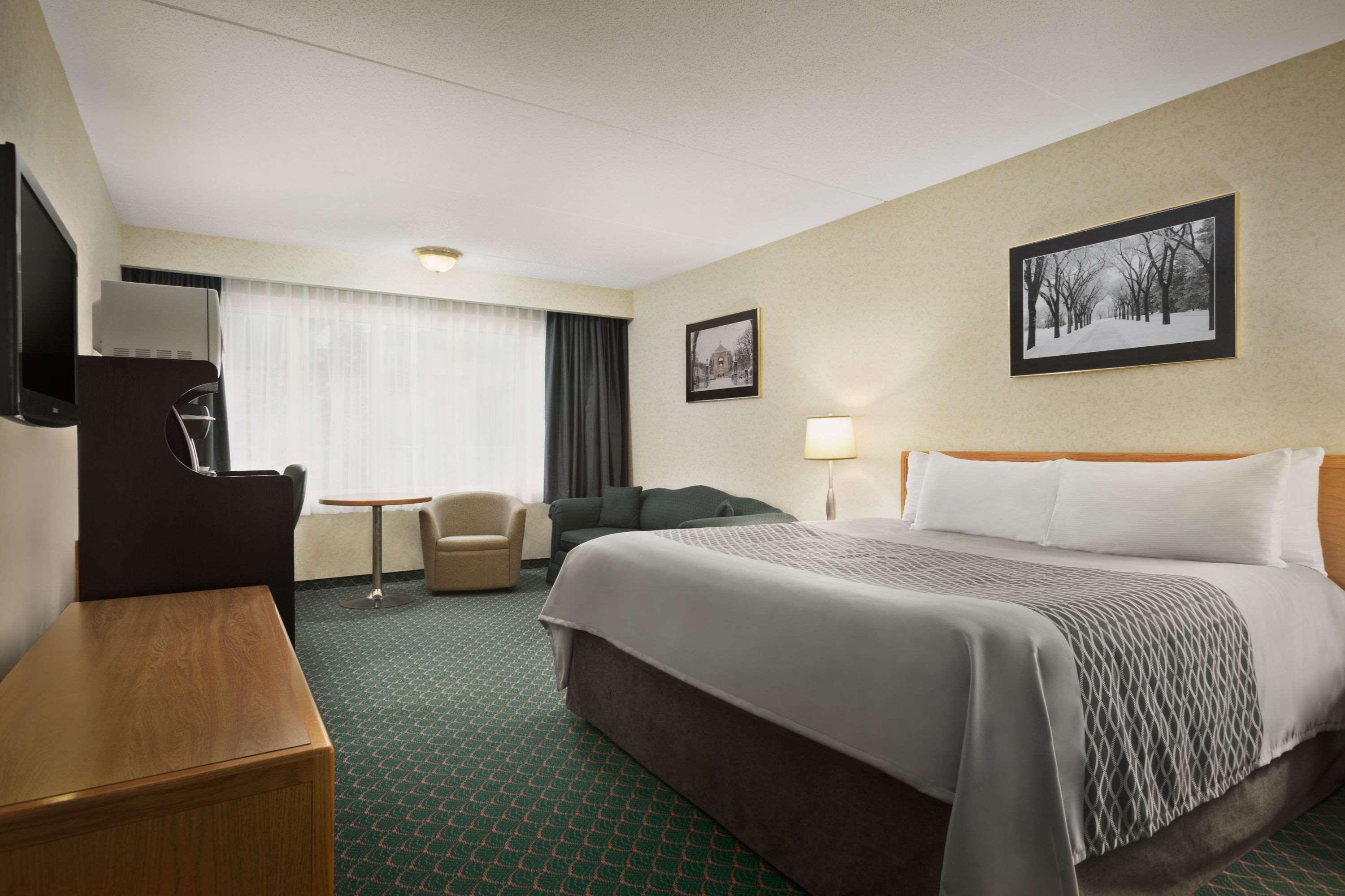 ทราเวลลอดจ์ บาย วินด์แฮม วินนิเปก อีสต์ Hotel วินนิเพก ภายนอก รูปภาพ