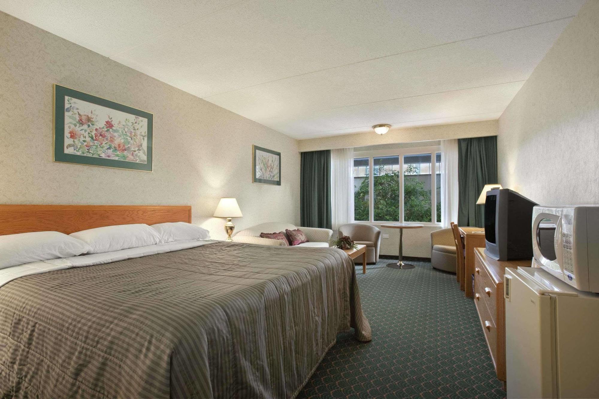 ทราเวลลอดจ์ บาย วินด์แฮม วินนิเปก อีสต์ Hotel วินนิเพก ห้อง รูปภาพ
